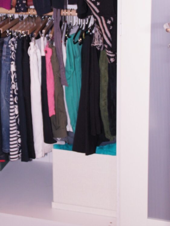 Box im Schrank