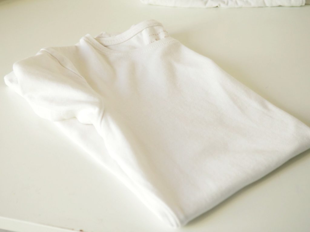 Shirt längs falten