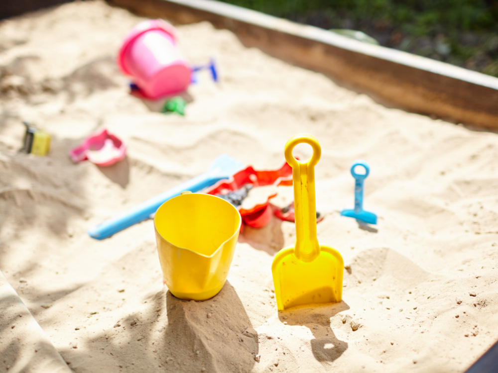 Sommerspielzeug auspacken